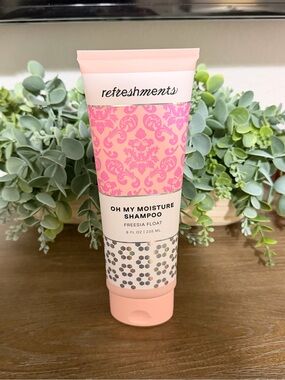 refreshments Oh My Moisture Shampoo - Pink (Freesia Float)
